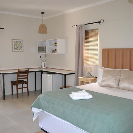Travel North Guesthouse Tsumeb Exteriör bild