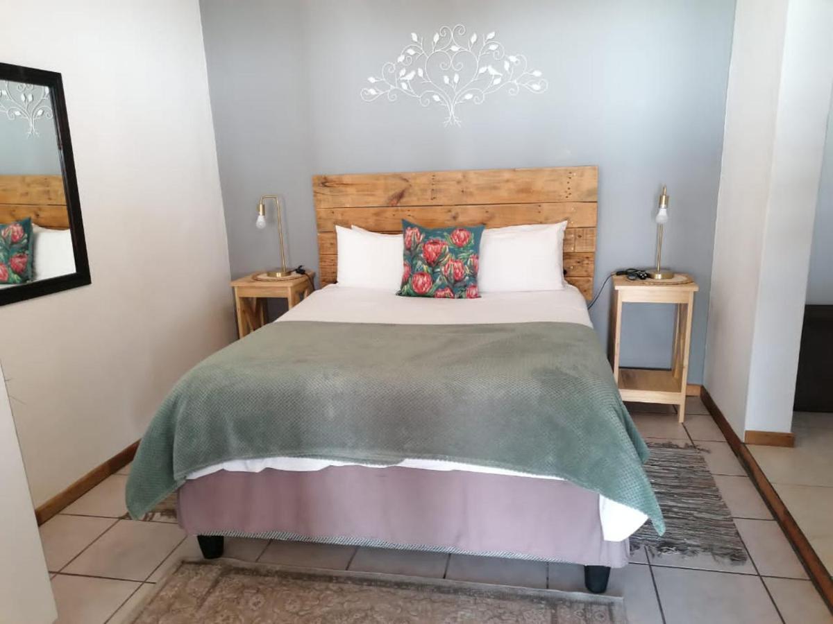 Travel North Guesthouse Tsumeb Exteriör bild