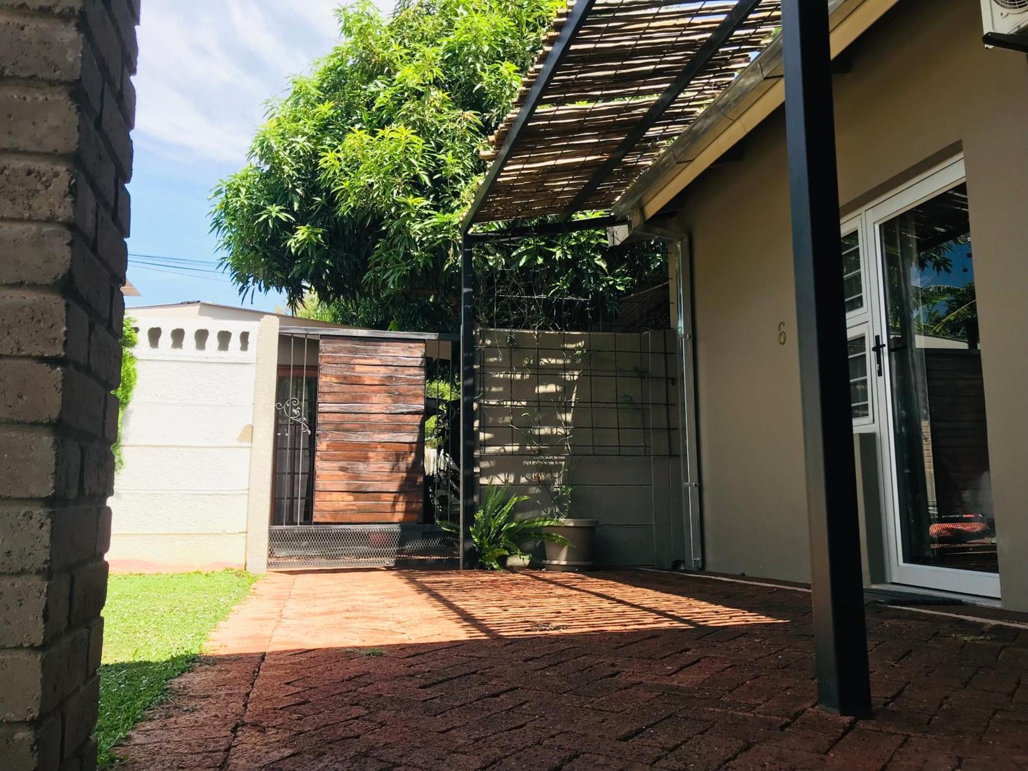 Travel North Guesthouse Tsumeb Rum bild